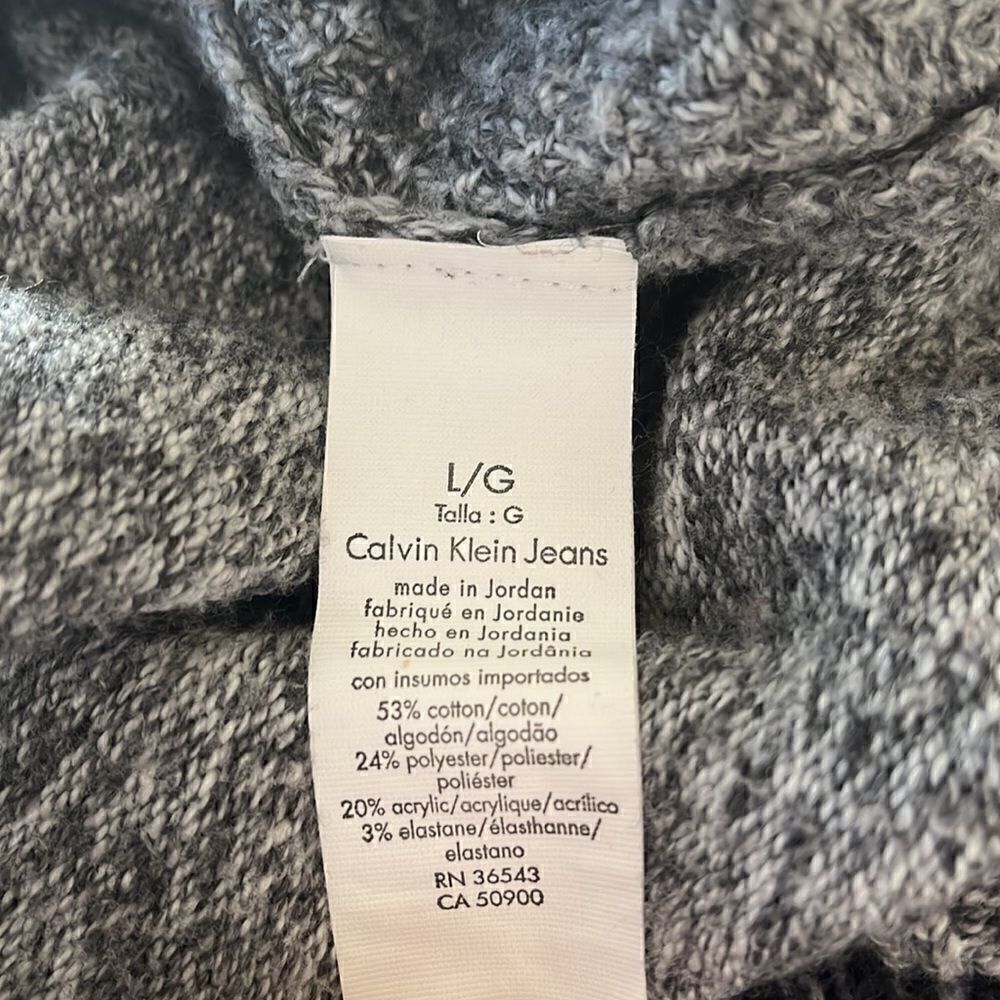 Womens’ Calvin Klein Sweater Size  L - Picture 5 of 5